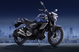Yamaha FZ-FI V3 डेली राईडसाठी 49.3 kmpl मायलेजची ताकद आणि टेक्नॉलॉजीची साथ