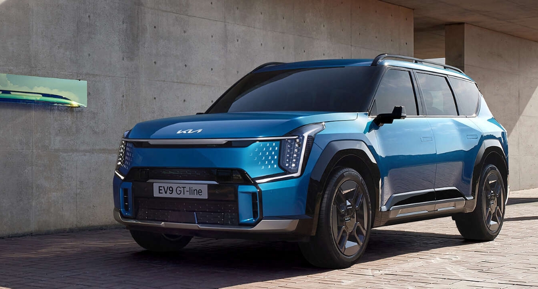Kia EV9 भविष्याकडं नेणारी लक्झरी SUV जी मन जिंकते पहिल्या नजरेतच