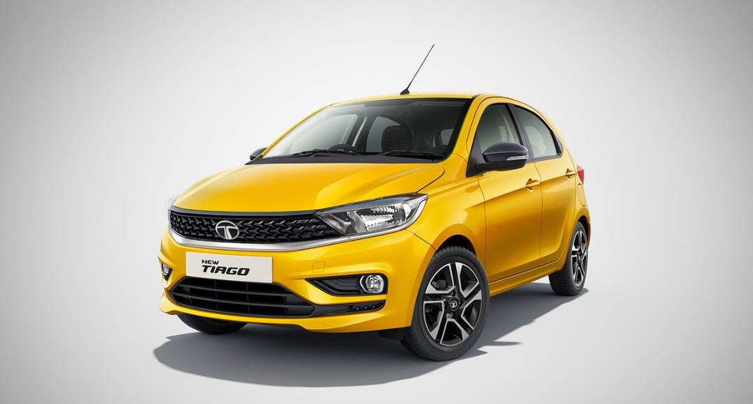 Tata Tiago CNG रोजच्या प्रवासात मोठी बचत, कारण मायलेज आहे अफलातून