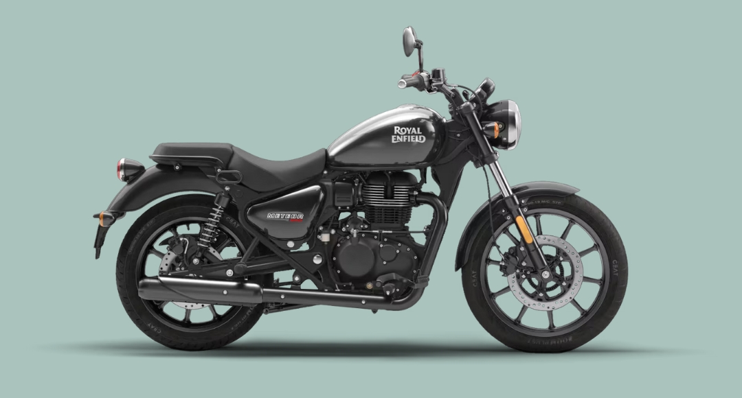  Royal Enfield Meteor 350 Price & Ride Experience कमी किंमत, प्रीमियम अनुभव