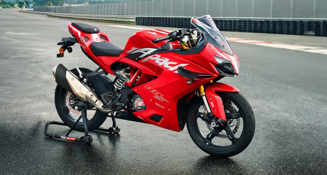 नवीन वर्ष, नवीन वेग TVS Apache RR 310 2025 अवतार ₹2.78 लाखांत तुमचा होईल