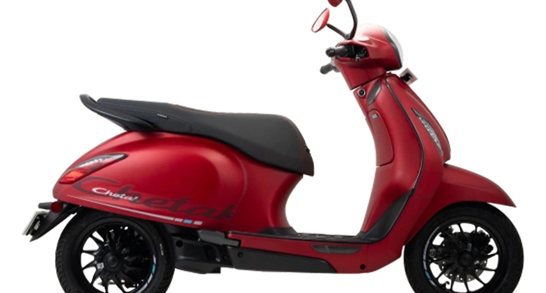 Bajaj Chetak Returns as King EV मार्केटमध्ये 29% हिस्स्याने पुन्हा राज्याभिषेक