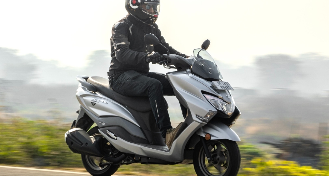 Suzuki Burgman Street एक समर्पित मित्र जो तुमच्या प्रत्येक प्रवासात साथ देईल