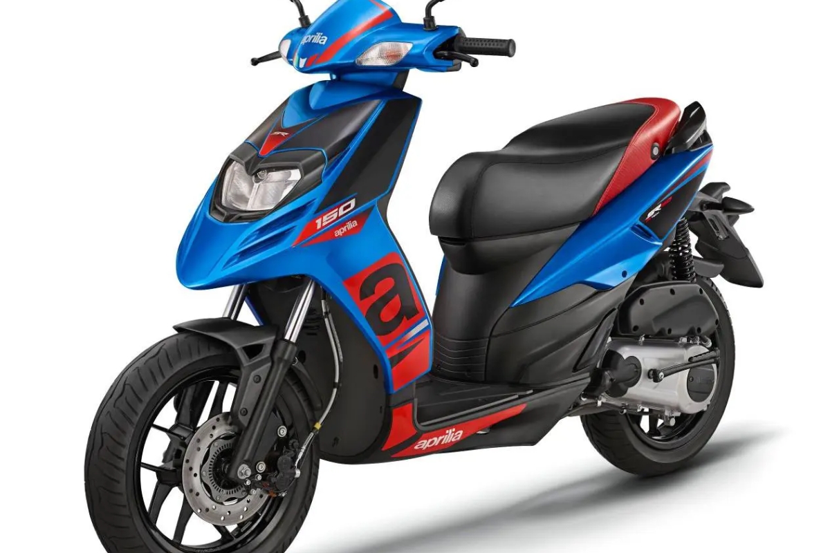 Aprilia SR 160 ₹1.30 लाख जेव्हा स्पीड आणि स्टाईल एकत्र येतात