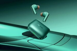 Realme Buds Air 7 Pro बॅस, क्लिअर कॉल्स आणि 48 तासांची धमाल