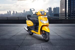 Hero Pleasure Plus: बजेटमध्ये लक्झरीची फील देणारी हलकी स्कूटर