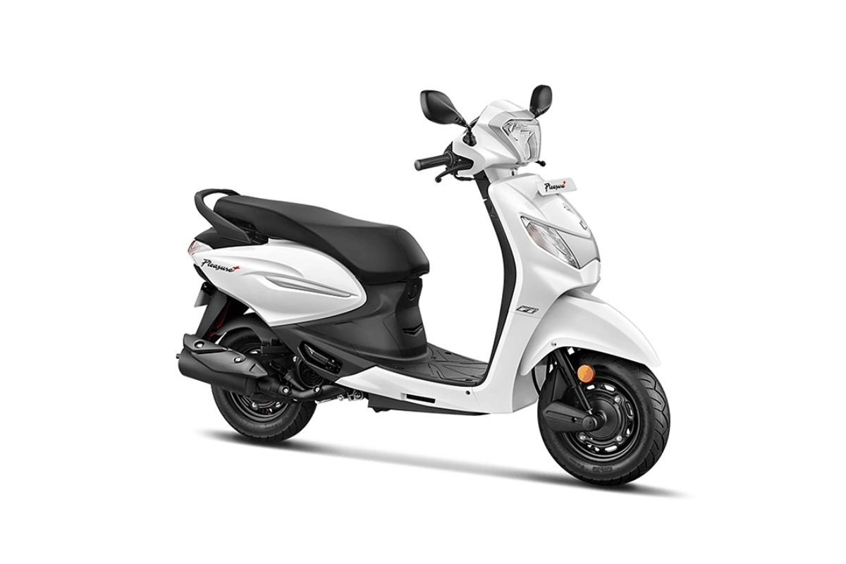 Hero Pleasure Plus: बजेटमध्ये लक्झरीची फील देणारी हलकी स्कूटर