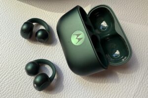 Moto Buds Loop आणि Watch Fit आता ₹14,760 व ₹10,200 मध्ये तंत्रज्ञान, स्टाईल आणि आरोग्य एकत्र