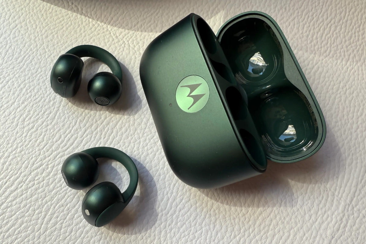 Moto Buds Loop आणि Watch Fit आता ₹14,760 व ₹10,200 मध्ये तंत्रज्ञान, स्टाईल आणि आरोग्य एकत्र