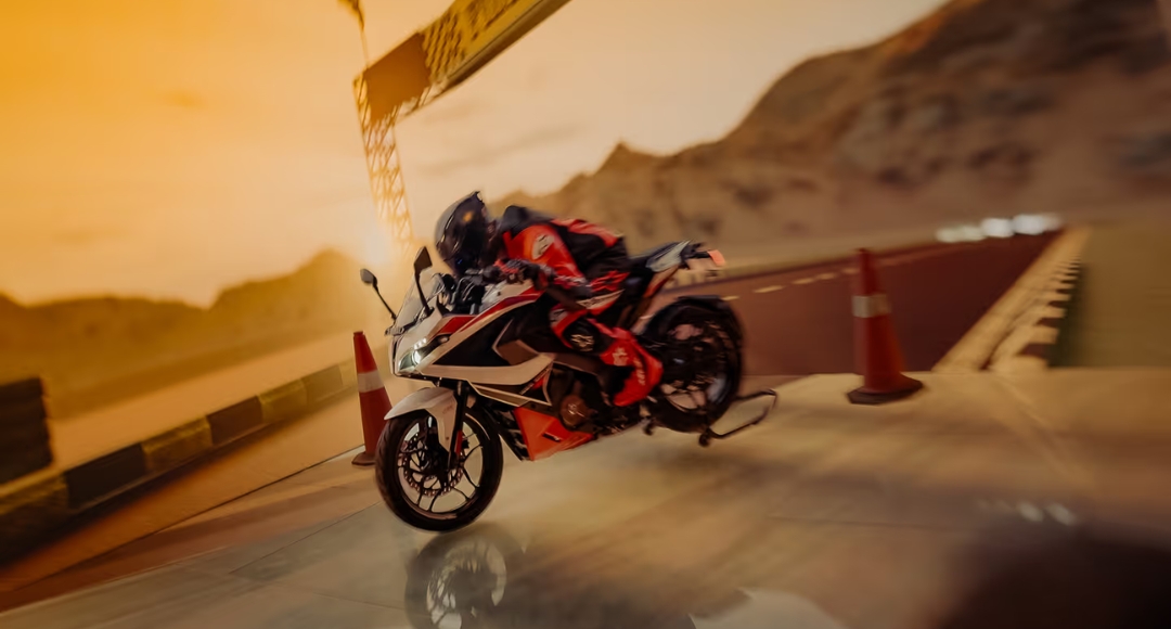 Bajaj Pulsar नवा माइलस्टोन 2 कोटी विक्री पूर्ण, ग्राहकांसाठी स्पेशल ऑफर