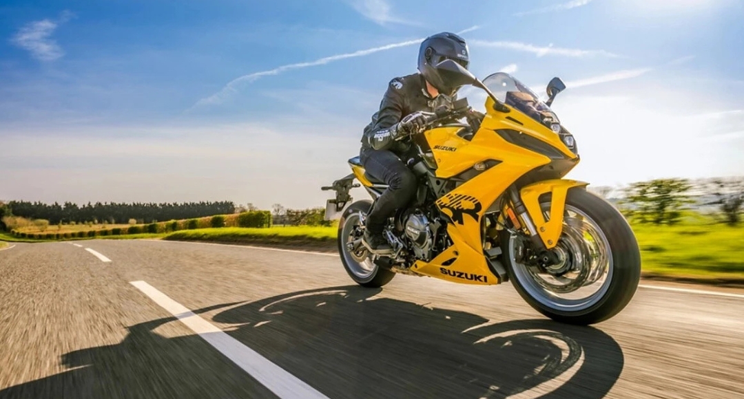 Suzuki GSX 8R Kiiro Edition