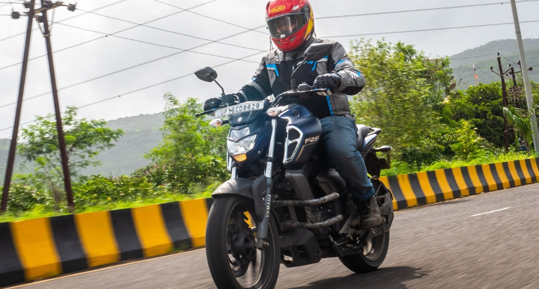 Yamaha FZ FI