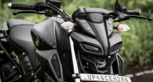 Yamaha MT 15 V2: स्टायलिश डिझाइन आणि तगड्या परफॉर्मन्ससह एक परिपूर्ण स्ट्रीट बाईक
