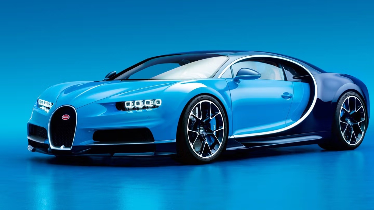 Bugatti Chiron 8.0 लीटर W16 इंजिन आणि 420 किमी/तास टॉप स्पीड, किंमत Rs 42 कोटी