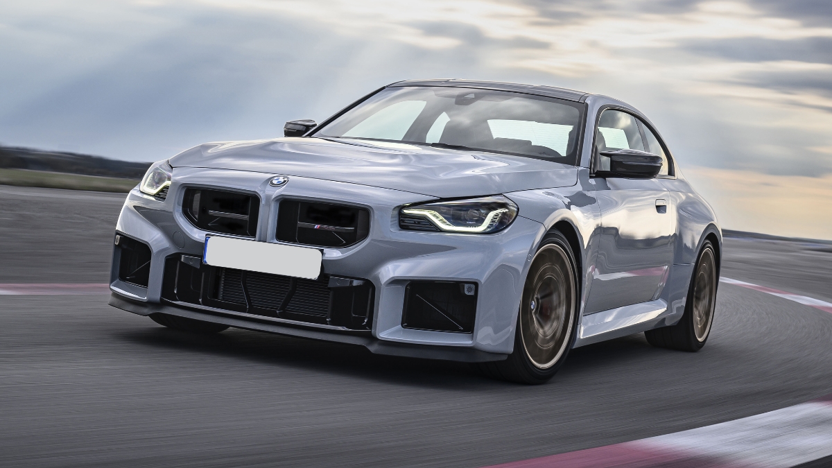 BMW M2 CS ₹85 लाखांमध्ये 450HP पॉवर आणि 4 सेकंदात 0-100km/h वेग देणारी रेसिंग कार