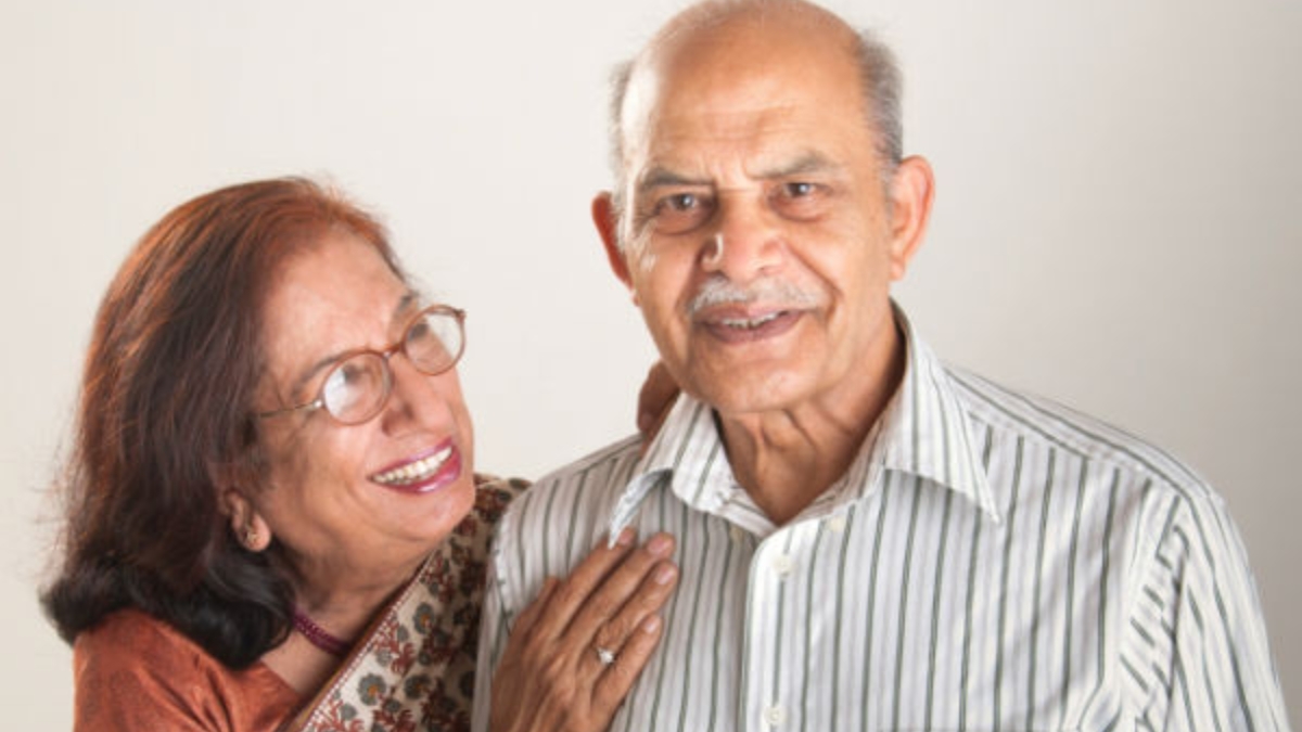 Varishta Pension Bima Yojana ₹500 पासून ₹5,000 पर्यंत पेंशन मिळवण्याचा विश्वासार्ह मार्ग