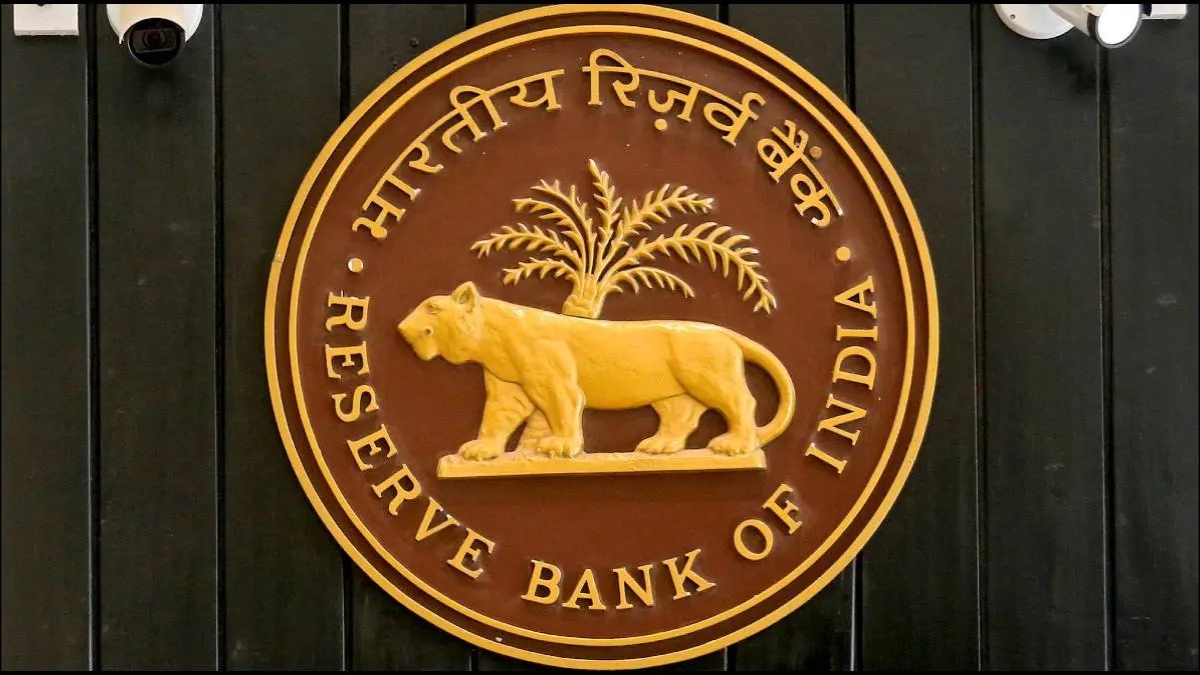 RBI Guidelines 2025 ₹10 लाखांवरील व्यवहारांसाठी आता आवश्यक KYC आणि AML प्रक्रिया