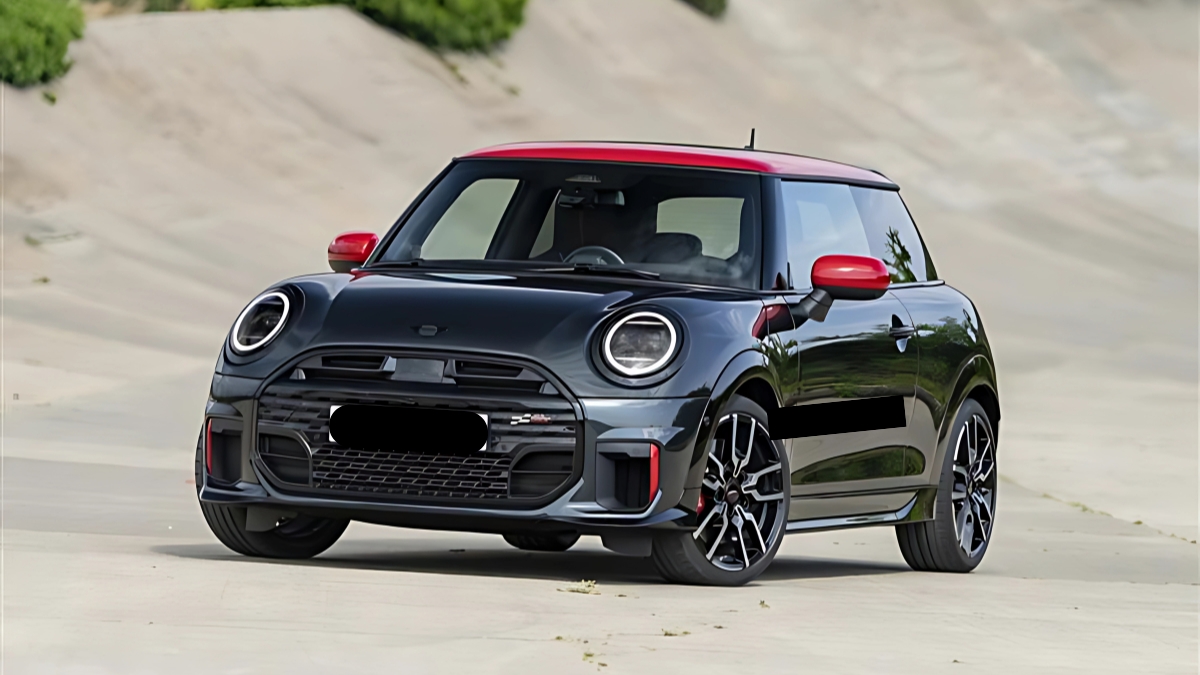 MINI Cooper S JCW Pack भारतात ₹46.50 लाखांना वेग, लक्झरी आणि रस्त्यावरची नजर खिळवणारा अंदाज