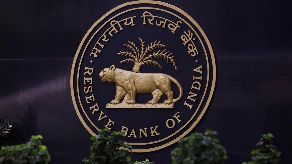Bank Rule अपडेट आता बँक डुबली तरी ₹5 लाखांपर्यंत मिळणार खात्रीशीर रक्कम