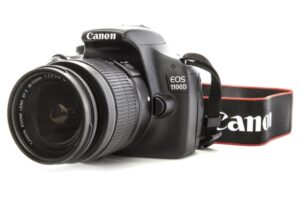 Canon EOS 1100D बजेटमध्ये प्रीमियम कॅमेरा ₹25,000 मध्ये तुमचं स्वप्न पूर्ण करा