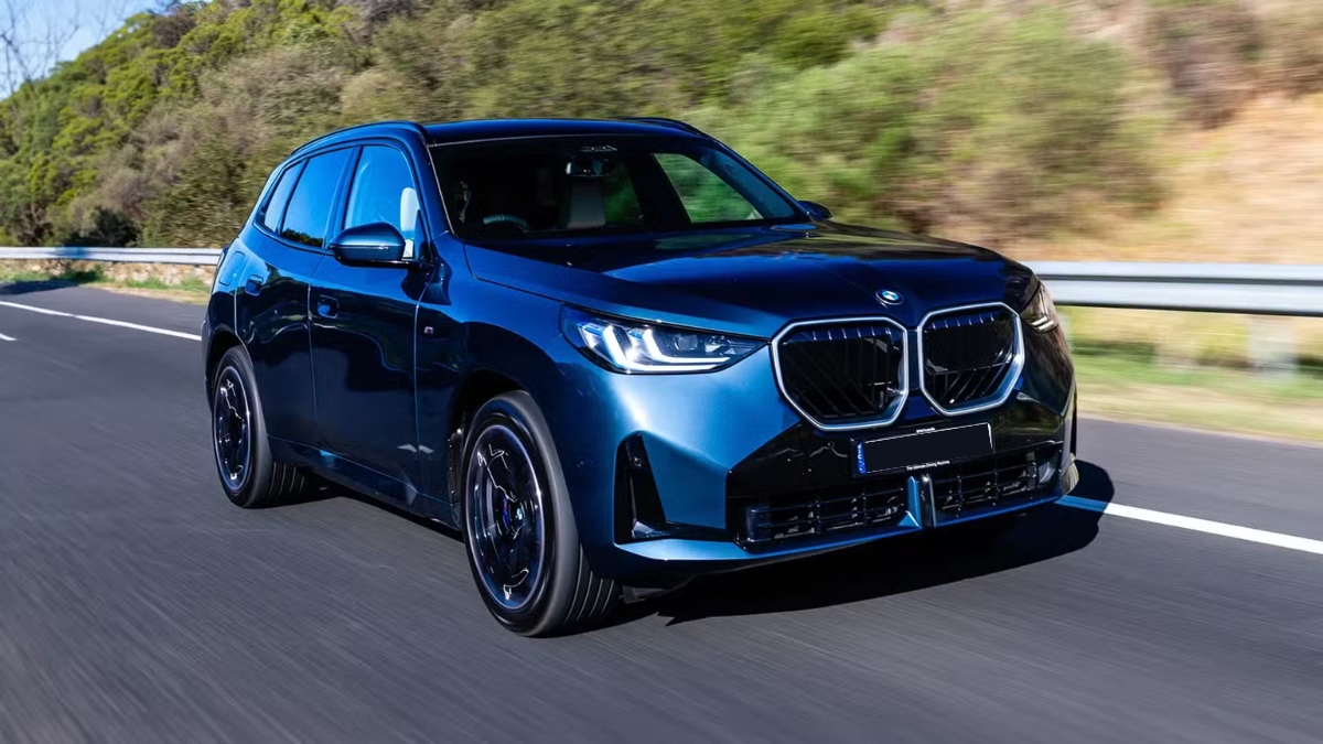BMW X3 ₹70 लाखांमध्ये मिळणारी एक अत्याधुनिक 5 सीटर लक्झरी SUV, जी तुमचं मन जिंकून घेईल
