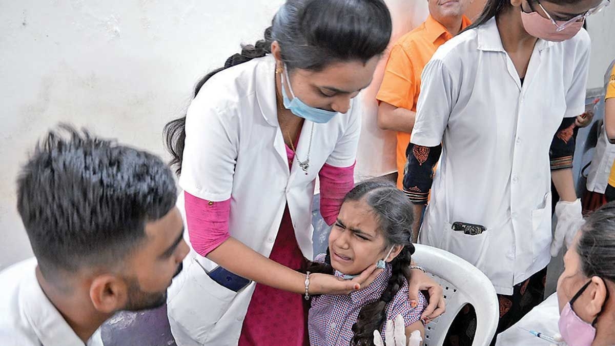 Mission Indradhanush 2025 गर्भवती महिलांसाठी लसीकरणाचे फायदे आणि सुरक्षा