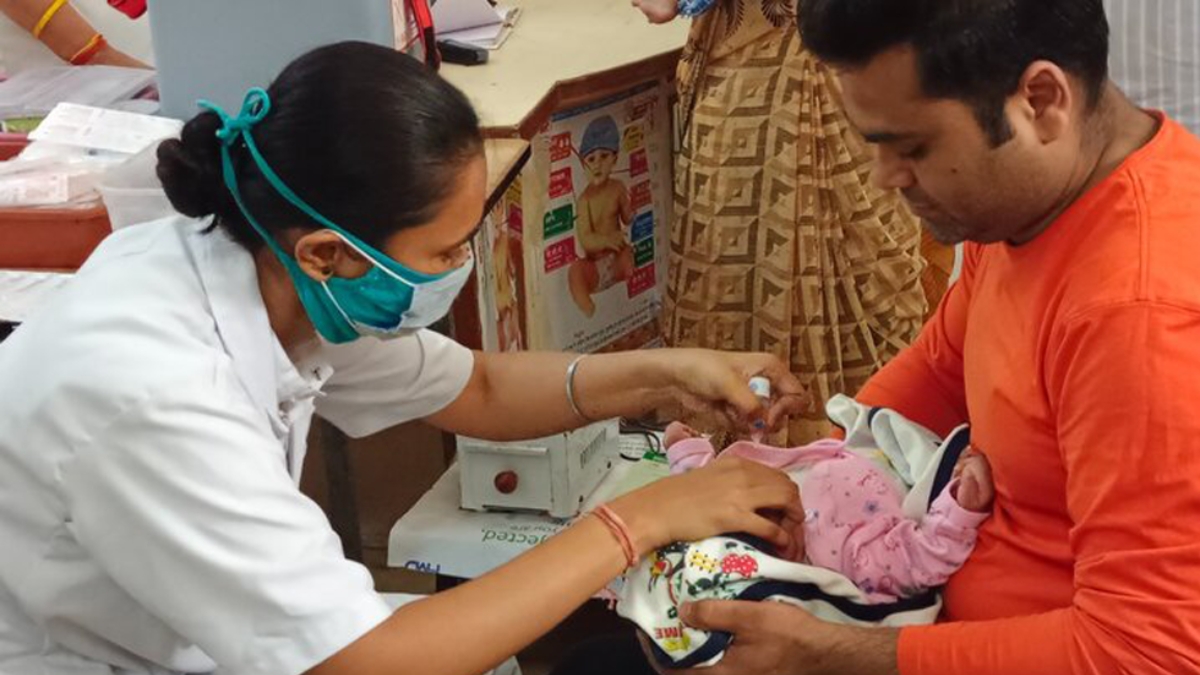 Mission Indradhanush 2025 गर्भवती महिलांसाठी लसीकरणाचे फायदे आणि सुरक्षा