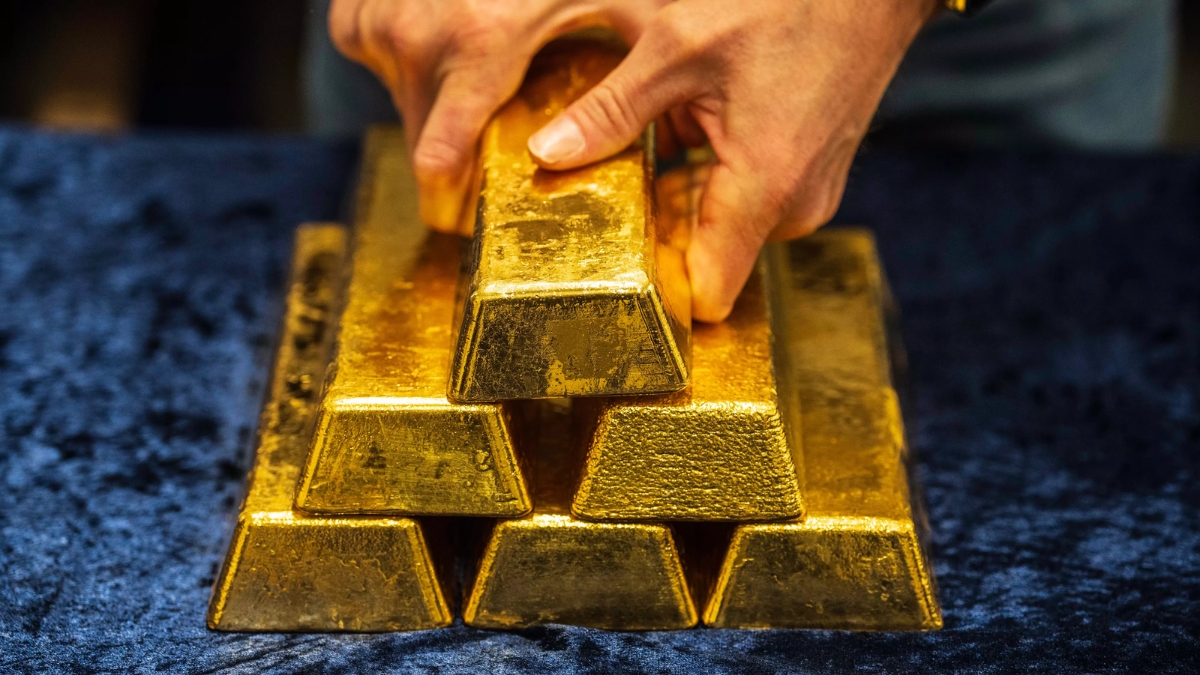 Gold Value Rs 9,868 प्रति ग्रॅम सोनं आणि आपल्या आयुष्यातील मोलाची ओळख