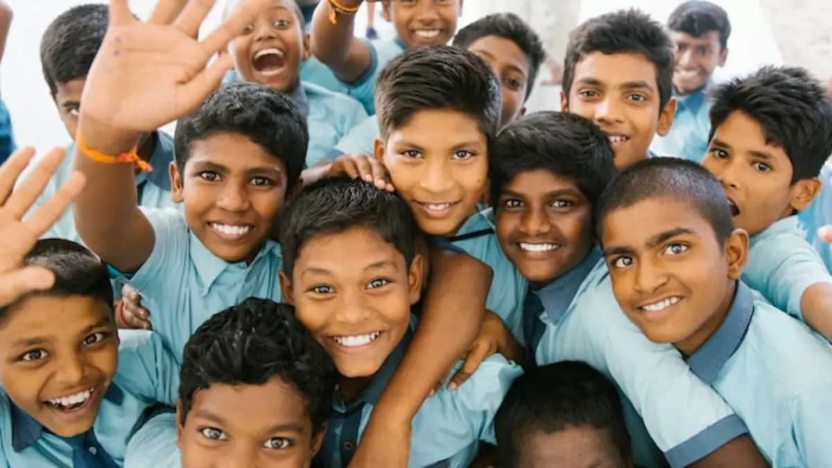 Mukhyamantree Baal Aasheervaad Yojana दरमहा Rs 2500 पर्यंत मिळणारी मदत, गरजू मुलांसाठी जीवनदायी योजना