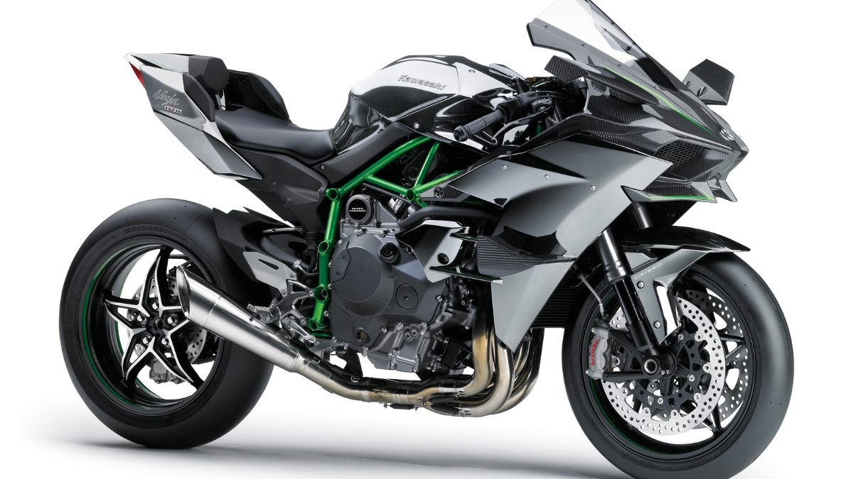Kawasaki Ninja H2 जलद गती आणि प्रीमियम सुरक्षा फीचर्ससह तुमचं स्वप्न Rs 18 लाखांमध्ये