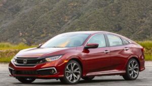 Honda Civic आता Rs 17.7 लाखांपासून CVT गिअरबॉक्स, टचस्क्रीन इन्फोटेनमेंट आणि ड्युअल एअरबॅग्ससह
