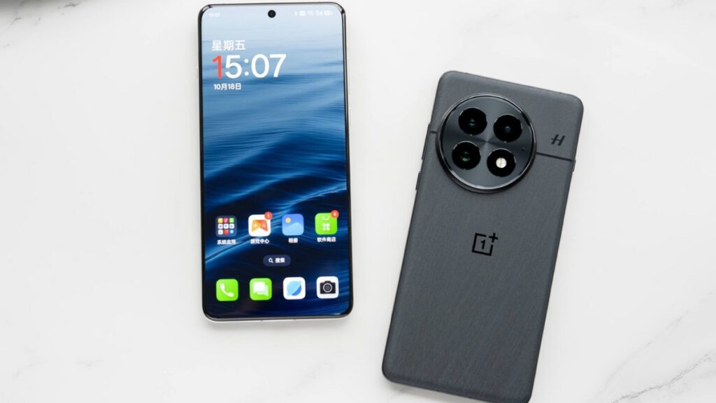 OnePlus 13 लॉन्च 50MP AI कॅमेरा आणि स्नॅपड्रॅगन 8 एलिट प्रोसेसर Rs 69,999 मध्ये